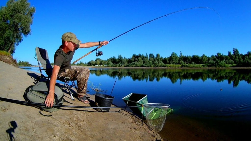 Рыбалка в стоячей воде